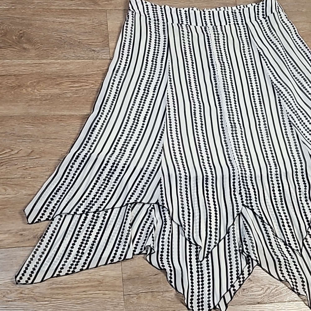 Chico's Black & White Dotted Stripe Chiffon Handkerchief Hem Midi Maxi Skirt - Picture 5 of 16